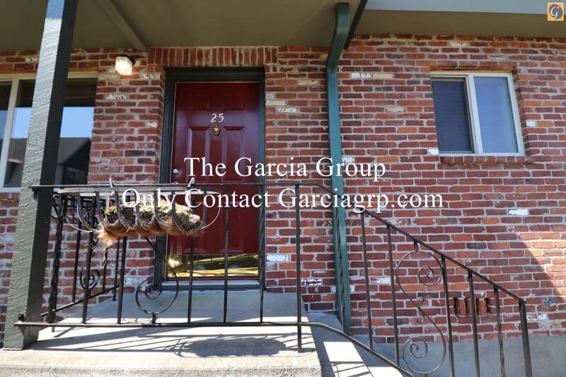 Portland Condo: 908 SW Gaines St