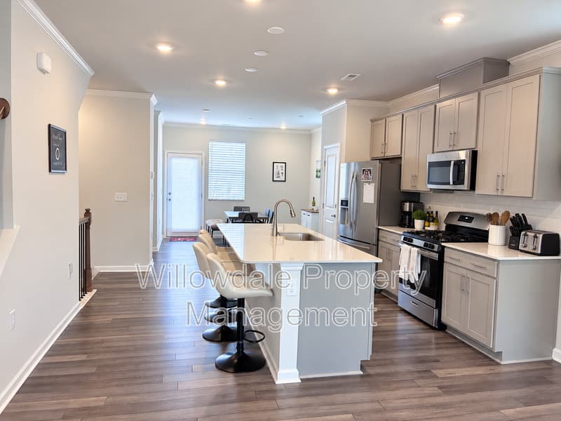 Raleigh Townhome: 158 Zealand Ct