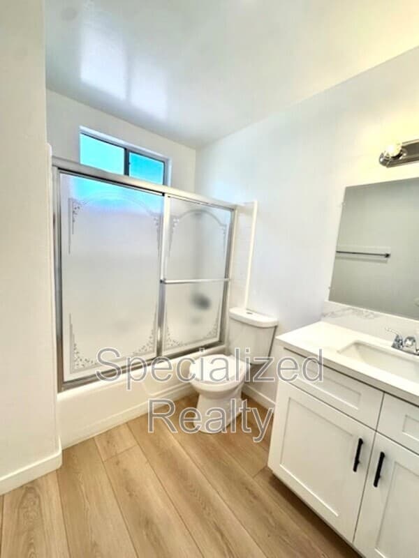 Glendale Condo: 504 Hill Drive