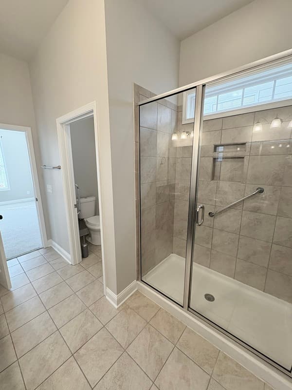Blythewood House: 676 Scarlet Baby Dr