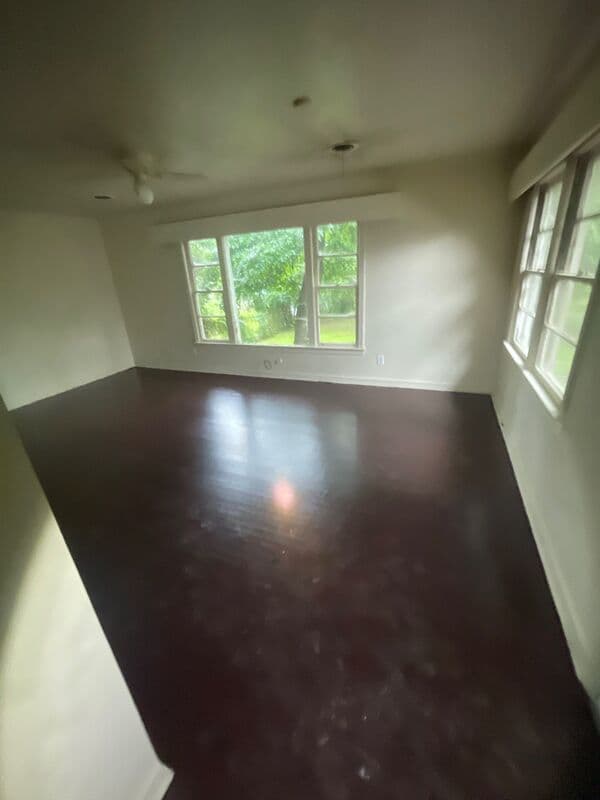 Jackson House: 925 Oleander Avenue- NEW