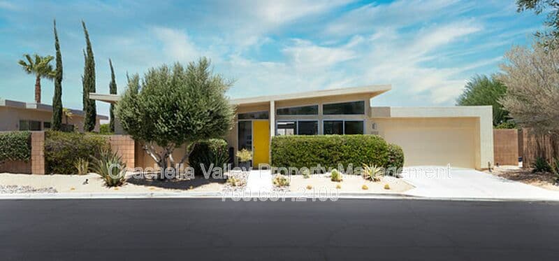 Palm Springs House: 2722 Alexander Club Drive
