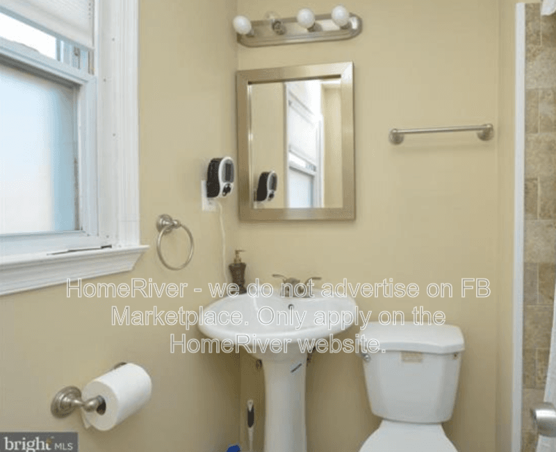 Upper Marlboro House: 308 Pemberton St