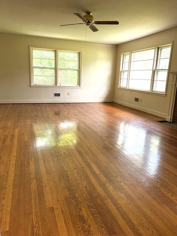 Greenville House: 407 Elizabeth Drive