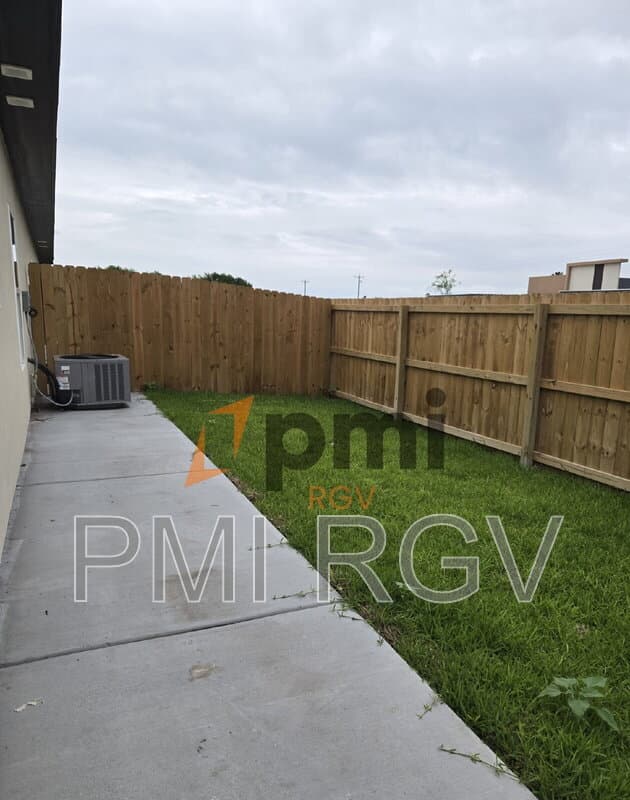 Edinburg Condo: 2609 Brookside Bend St