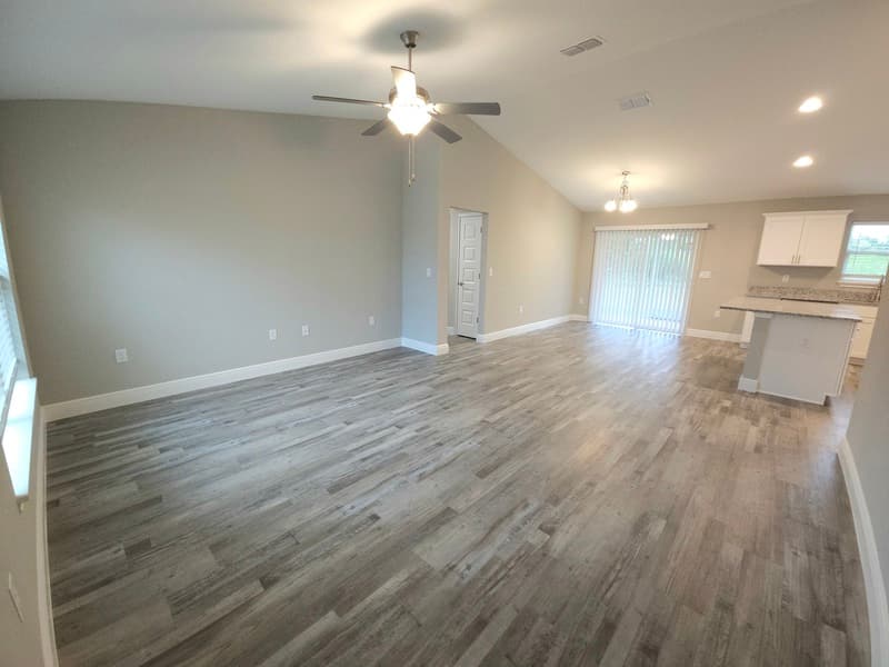 Ocala House: 13 Juniper Radl