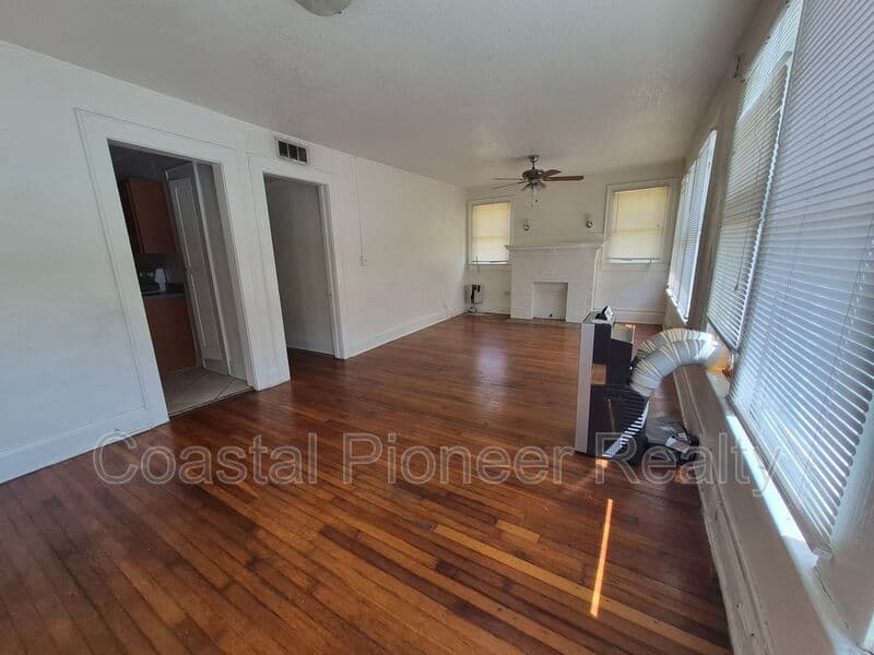 Tampa Condo: 4015 N Seminole Ave