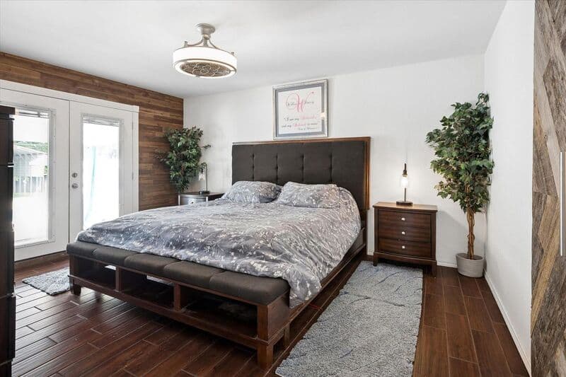 Fort Worth House: 9716 Windsor Cir