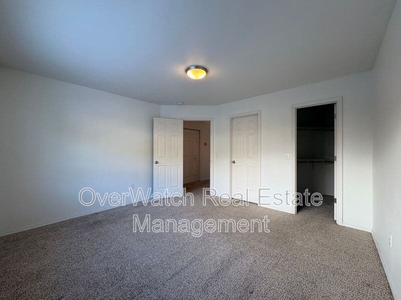Eagle River House: 20332 Glacier Park Circle