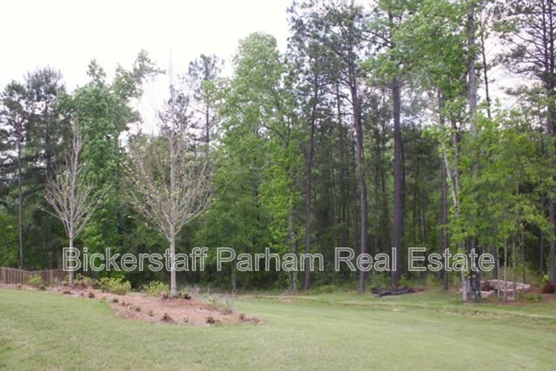 Columbus House: 7165 Bridgemill Drive