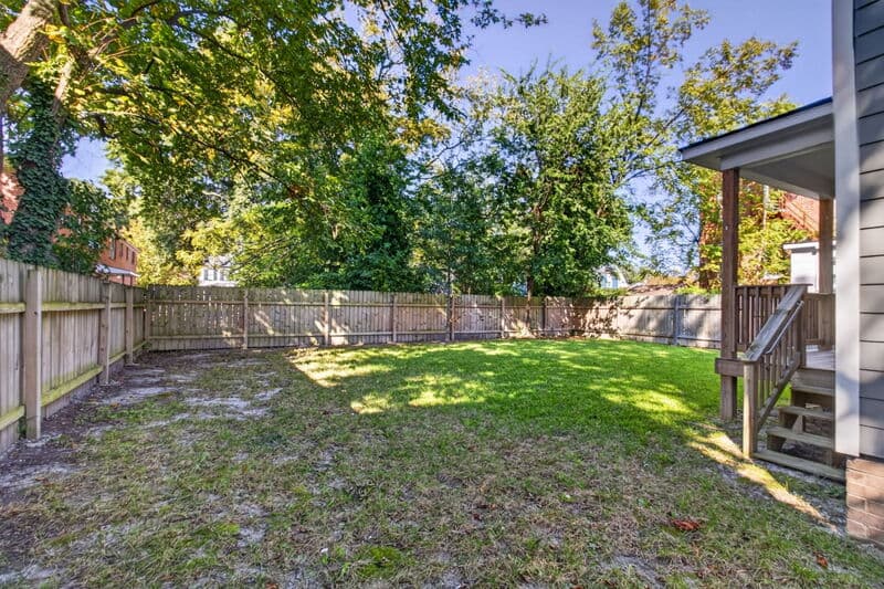 Portsmouth House: 242 Webster Ave