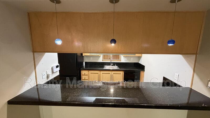 San Diego Condo: 3502 Pringle Street