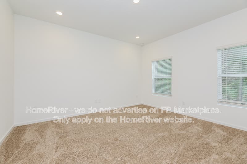 Jacksonville House: 5008 Bramante Dr