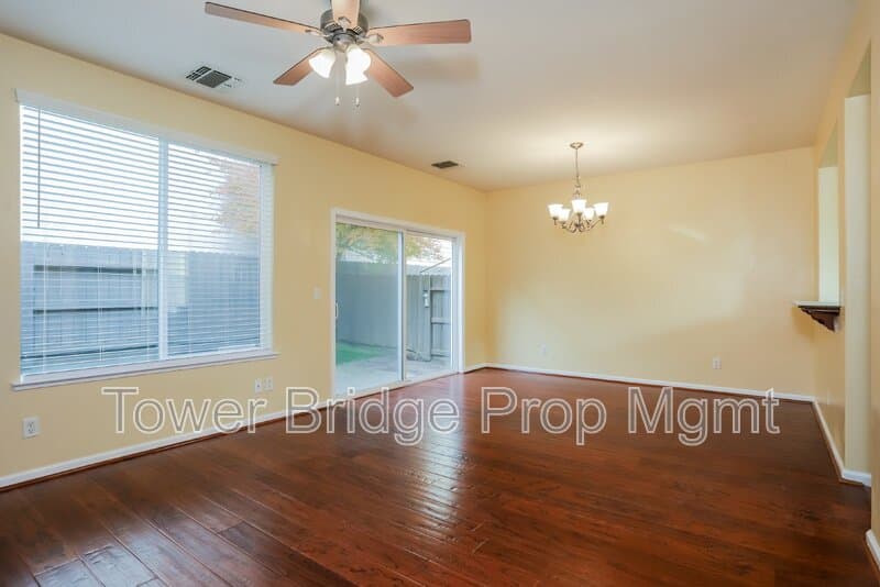 Rancho Cordova House: 11825 Everdell Way