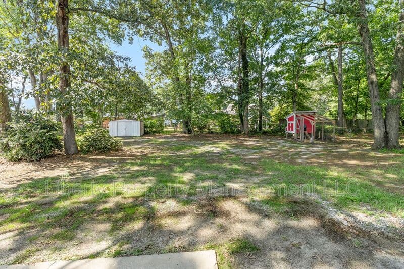 Fayetteville House: 6754 Cedar Chest Ct