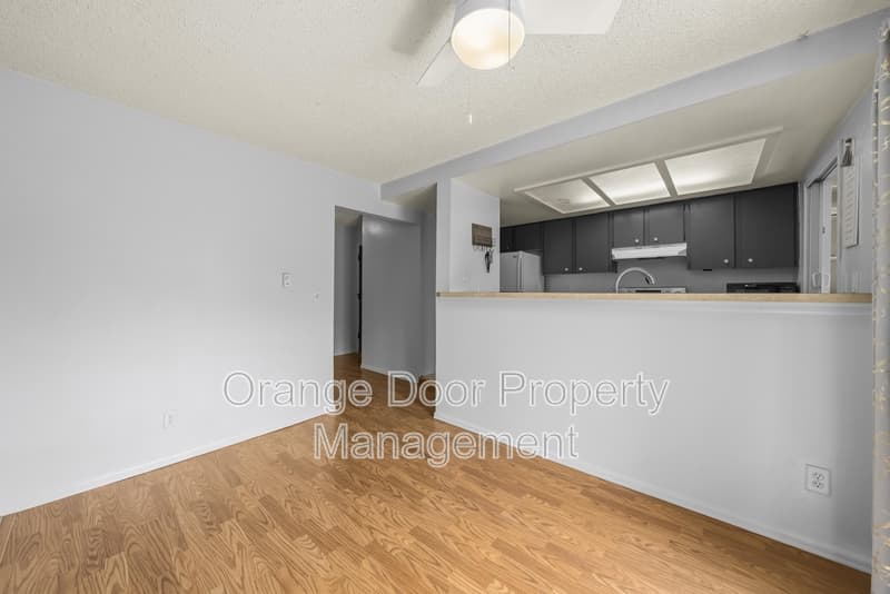 Kent Condo: 23601 112th Avenue SoutheastA102