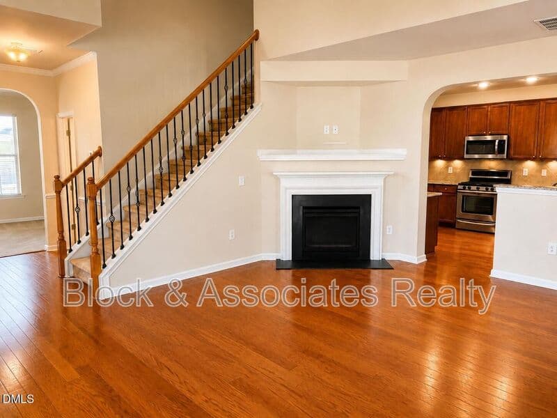Wake Forest House: 1429 Kirkwood Hill Way