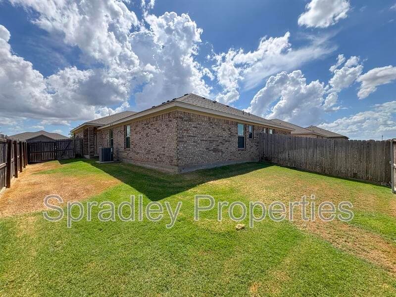 Troy Condo: 206B Sparrow Cove
