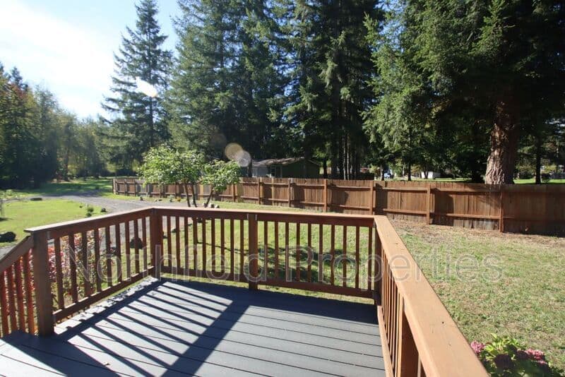 Tulalip House: 12105 26th Ave NE