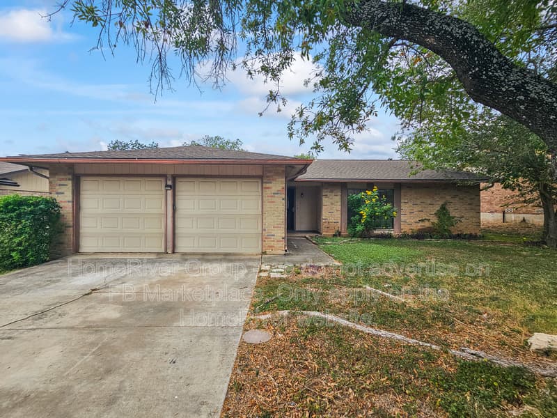 San Antonio House: 1051 Gallatin Dr