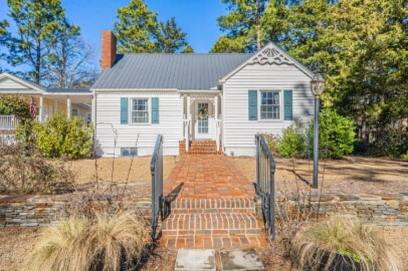 Pinebluff Condo: 435 West Baltimore Avenue