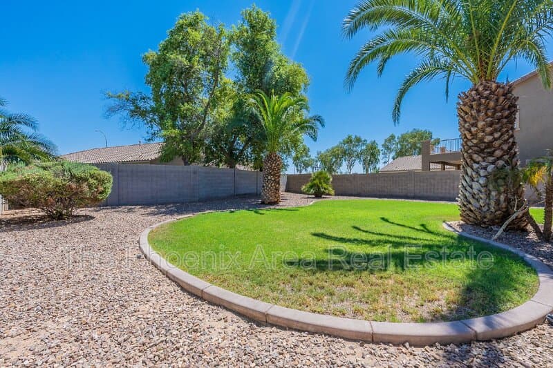 Chandler House: 6953 S Topaz Pl