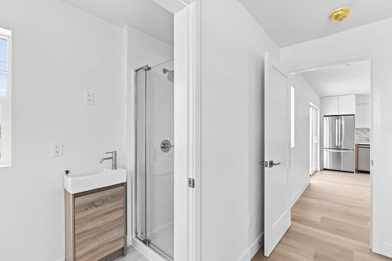San Diego Apartment: 1259 Lincoln Avenue