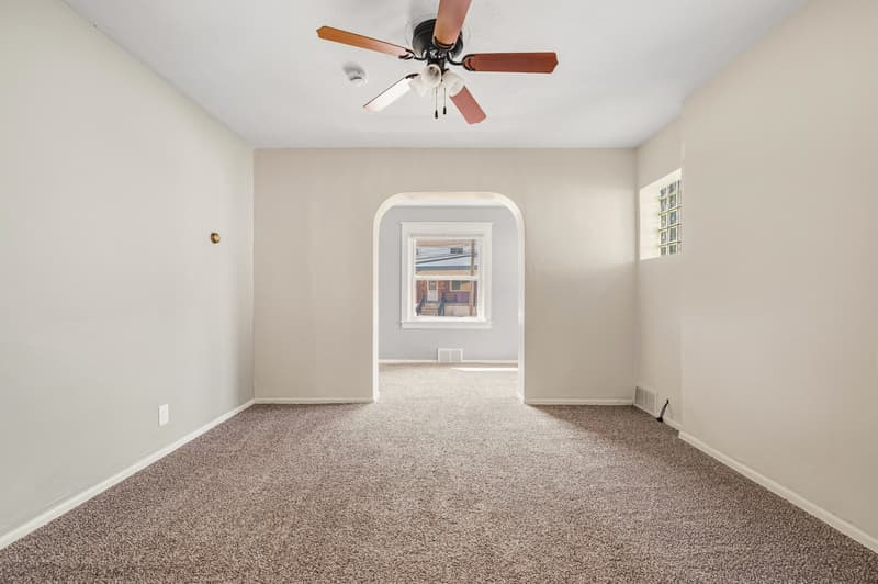 Pittsburgh Condo: 2218 McMonagle Avenue