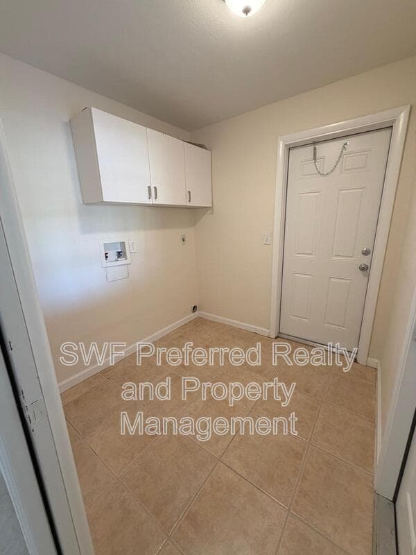 Cape Coral Condo: 1152 Southwest 47th Terrace