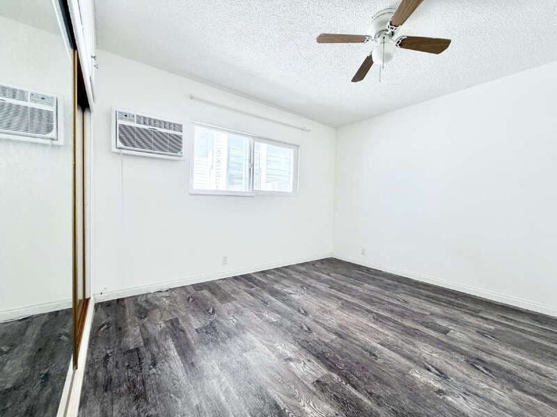 Los Angeles Condo: 2023 Reservoir Street