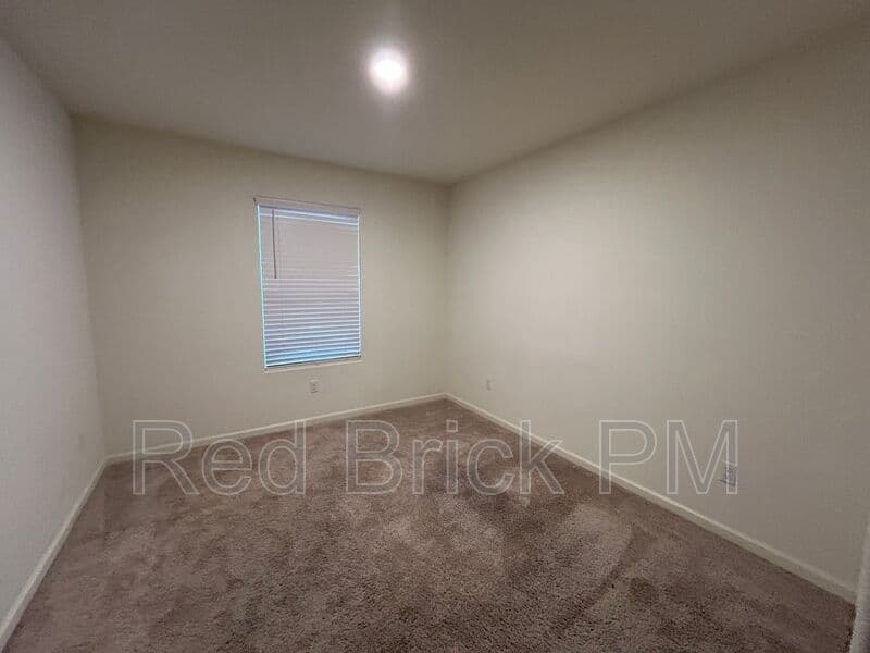Merced House: 626 Heitz Ct