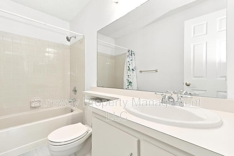 Hamilton Condo: 58 Willow Ct