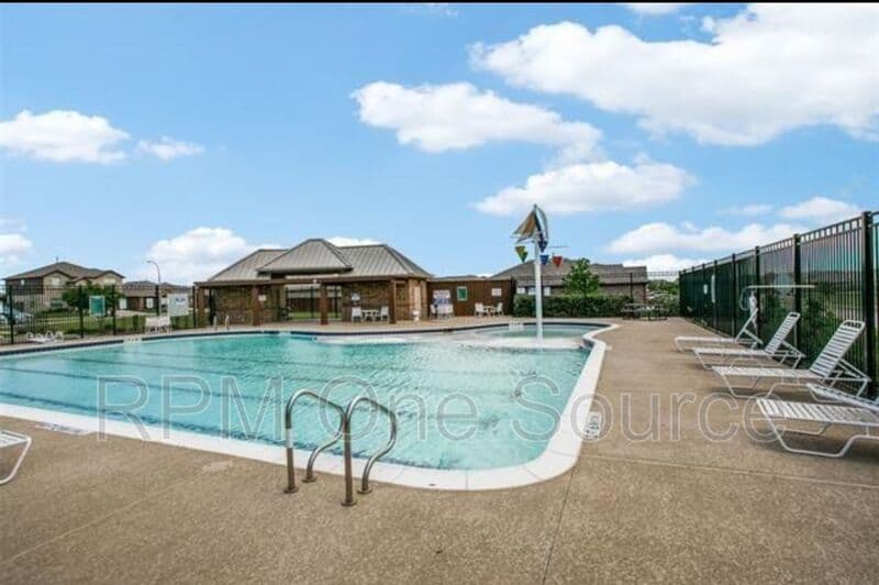 Ft. Worth House: 6320 Eagle Pier Way