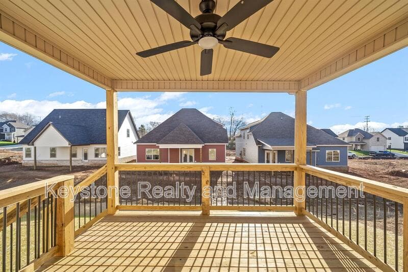 Clarksville House: 1684 Heritage Drive