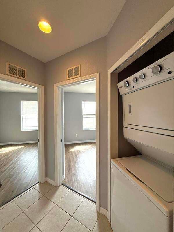 Ruskin Condo: 431 Newmont Circle - 202