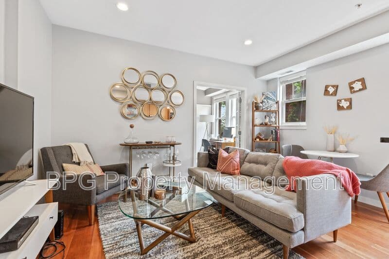 Washington Condo: 2535 13th ST. NW