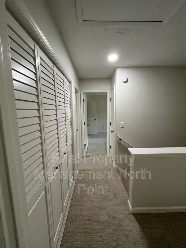 Johns Creek House: 11010 Spotted Pony Trail