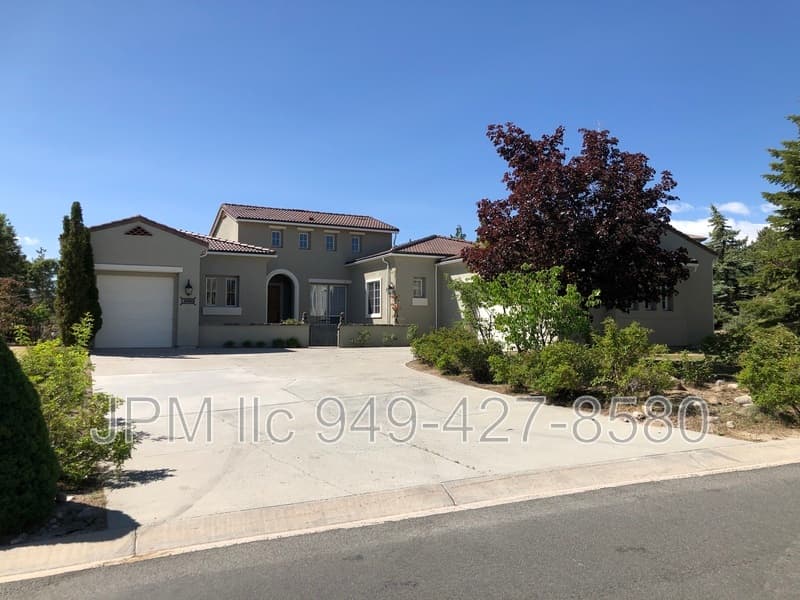 Reno House: 3000 Granite Pointe Dr