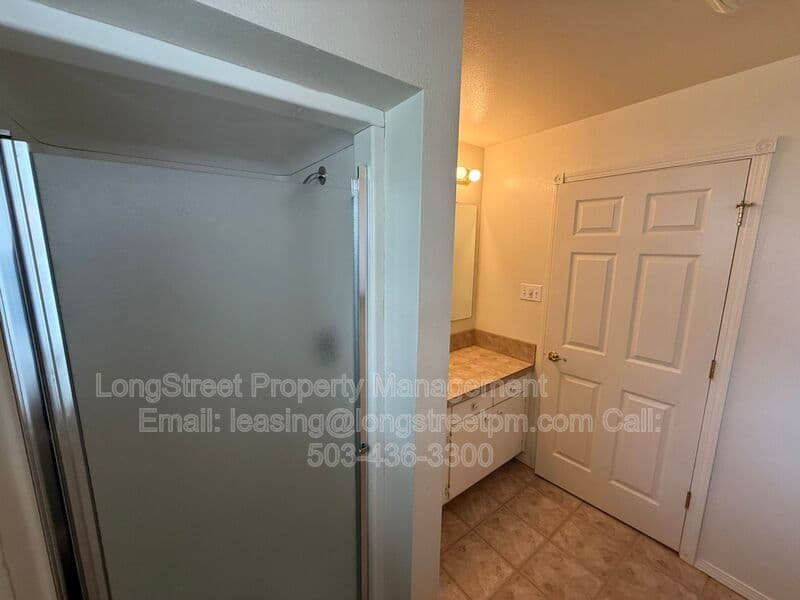 Corvallis House: 1634 SW Knollbrook Pl