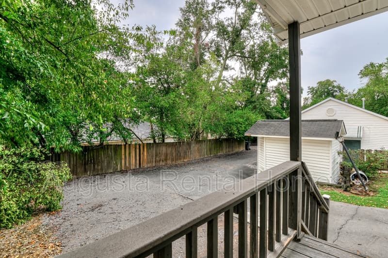 Augusta Condo: 1444 Heard Avenue - 1/2