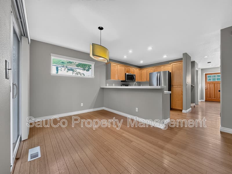Beaverton House: 16705 Northwest Arizona Drive