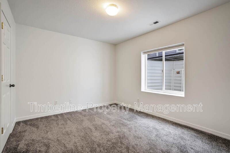 Monument House: 339 Fourth Street