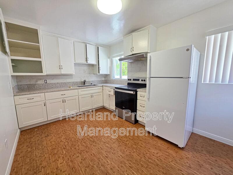 San Diego Condo: 859 Agate Street
