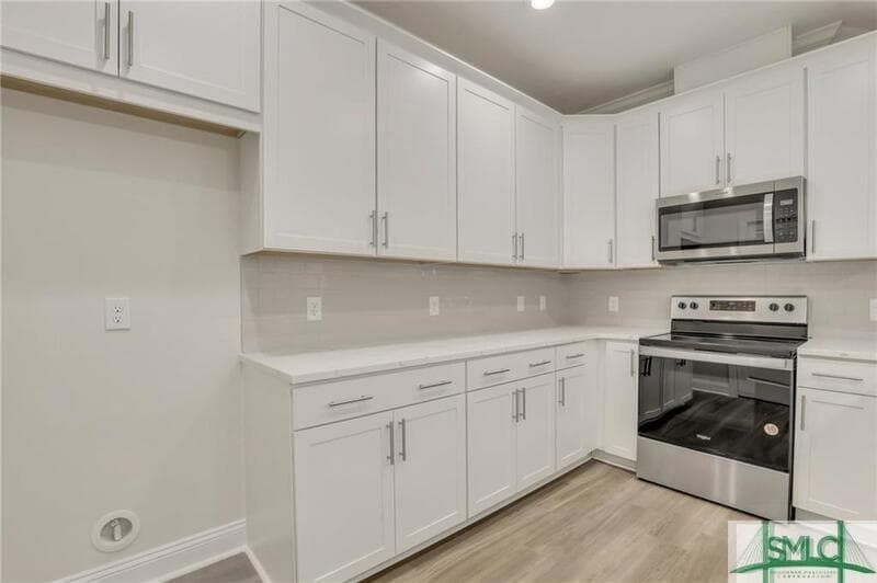 Richmond Hill Condo: 157 Lower Creek Drive - 1