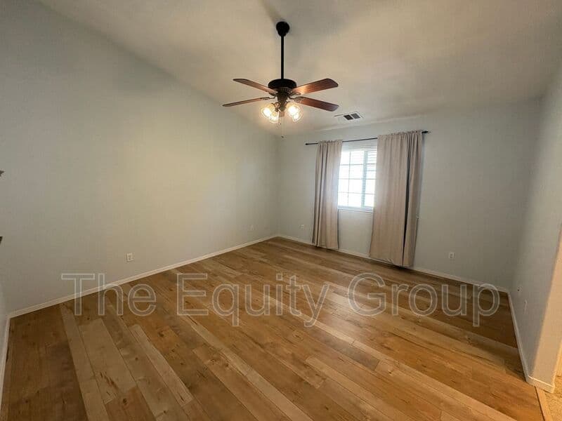 Visalia House: 3524 S. Lincoln Ct