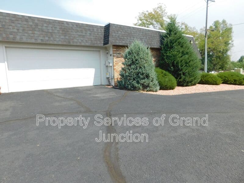Grand Junction Condo: 2700 G Road