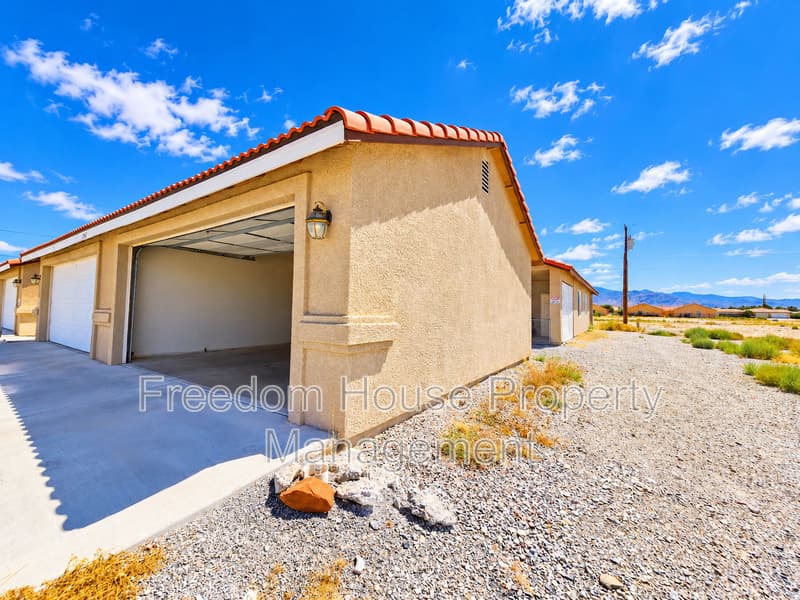 Pahrump Condo: 1051 Red Butte Street