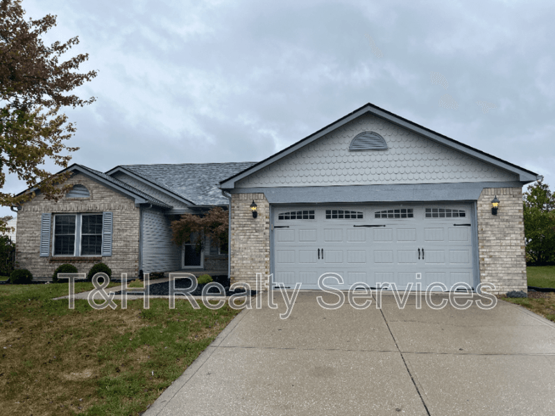 Mooresville House: 249 Pineview Drive