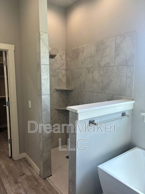 Norman House: 3010 SE 34th Street