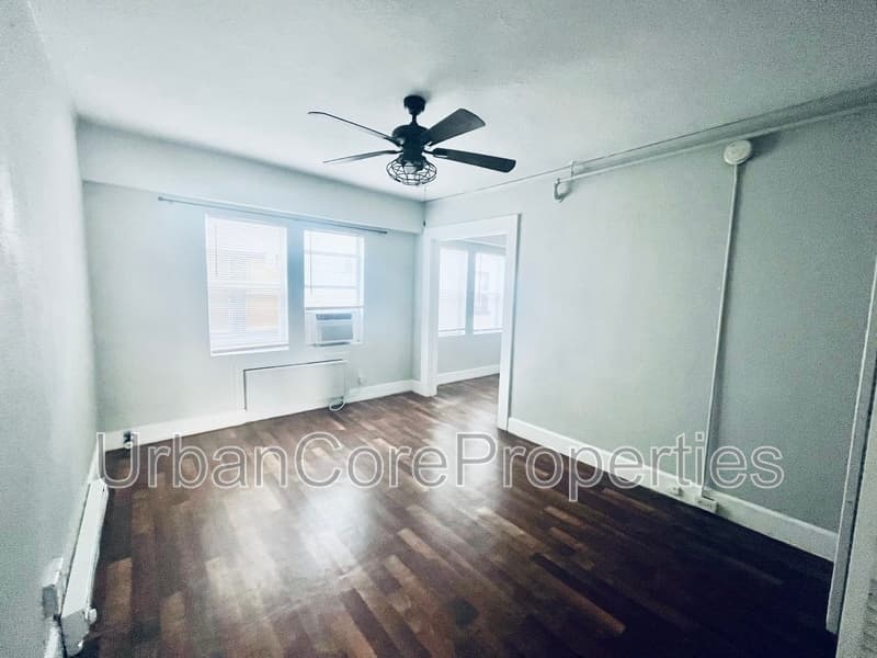 St. Petersburg Condo: 216 5th Ave N